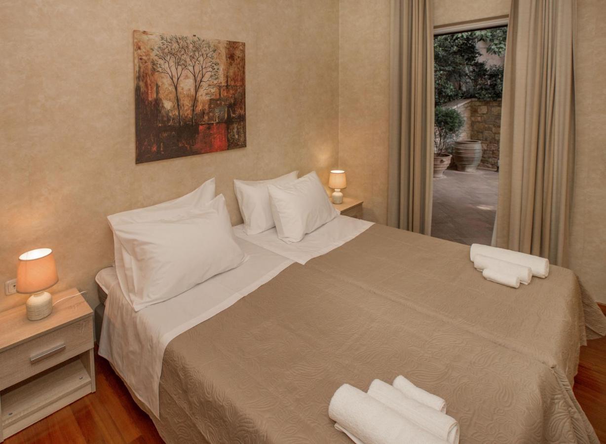 Exceptional Villa In Voula Near The Sea 아테네 외부 사진
