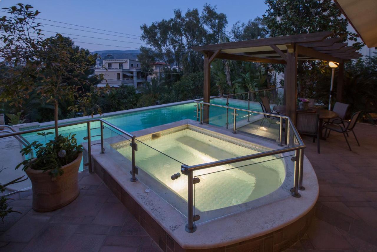 Exceptional Villa In Voula Near The Sea 아테네 외부 사진