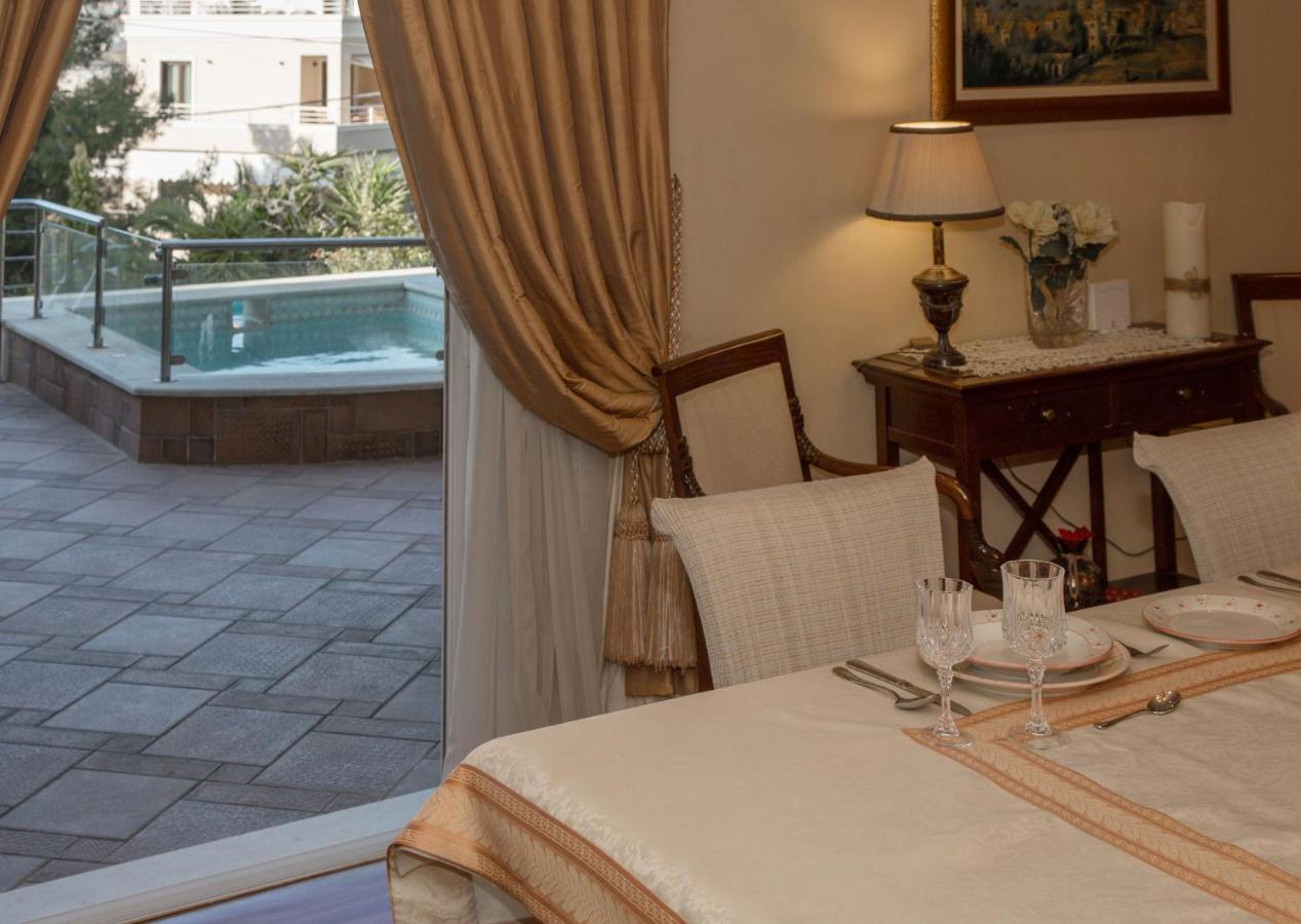 Exceptional Villa In Voula Near The Sea 아테네 외부 사진
