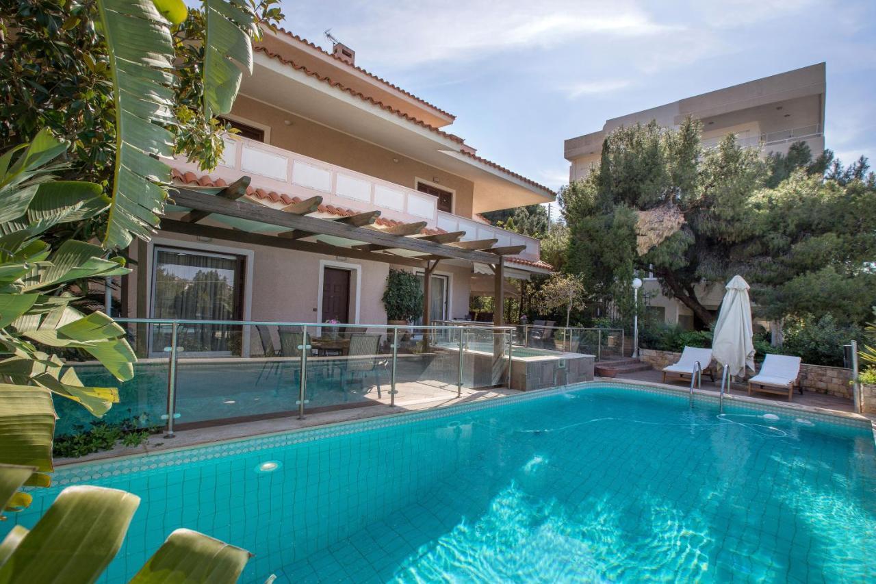 Exceptional Villa In Voula Near The Sea 아테네 외부 사진