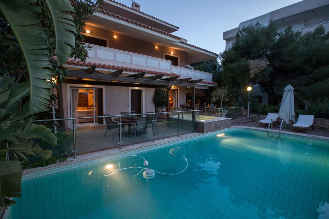 Exceptional Villa In Voula Near The Sea 아테네 외부 사진