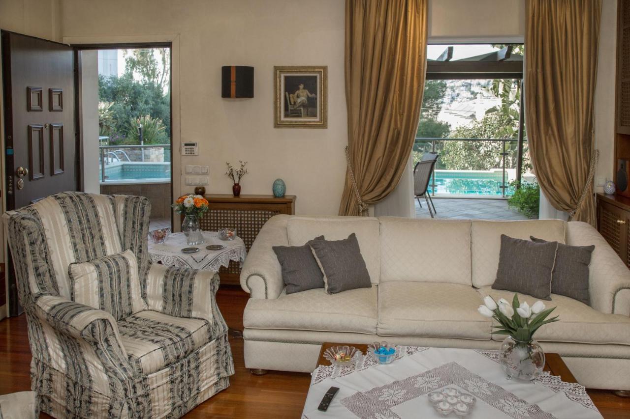 Exceptional Villa In Voula Near The Sea 아테네 외부 사진