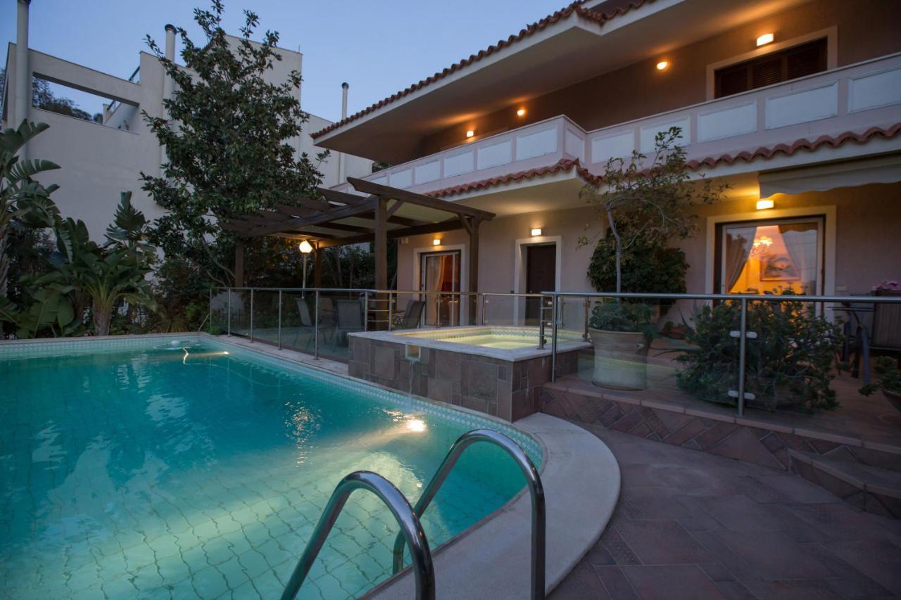 Exceptional Villa In Voula Near The Sea 아테네 외부 사진